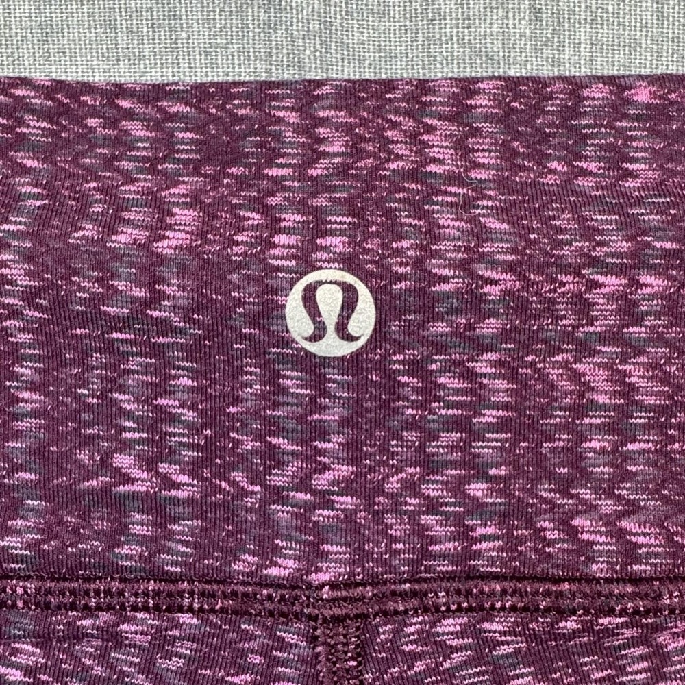 Lululemon Pants Womens 6 Purple Pink Space Dye Crop Leggings Yoga Athletic - Picture 3 of 8